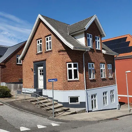 בית הארחה Siesta 3*