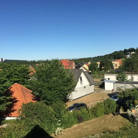 Siesta בית הארחה